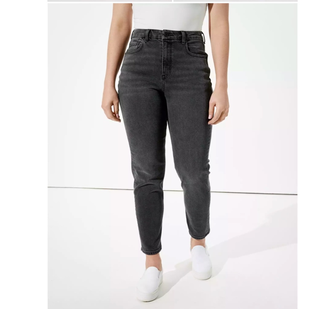 American Eagle Outfitters Black Mom Jeans Straight Leg Size 4 Short